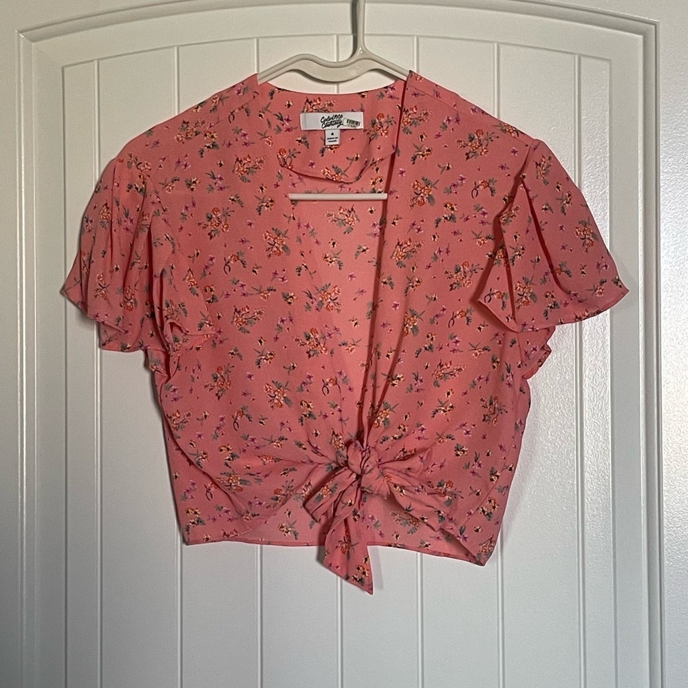 Color me Courtney pink floral regency core tie short sleeve crop top size 4